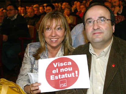 Manuela de Madre y Miquel Iceta, ayer en Barcelona.