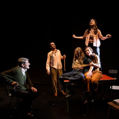 Escena de la obra 'Vulcano', CDN. Fotografía: BÁRBARA SÁNCHEZ PALOMERO