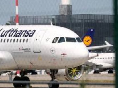 Aviones de Lufthansa en el aeropuerto de Fráncfort.