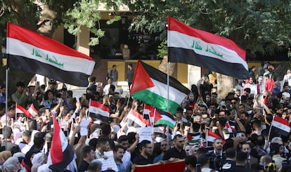 Iraqis students gather during a protest in support of Palestinians in Gaza