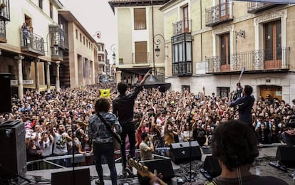 Concierto en la Plaza del Trigo, en Aranda de Duero, durante la celebración del Sonorama Ribera 2015.