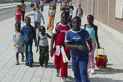 Primer día de clase en el colegio Pla Ametllet de Banyoles (Girona).