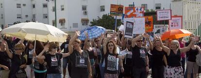 Empleados públicos protestan contra los recortes en Sevilla.