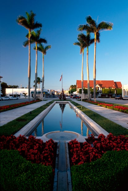 El memorial de la fuente en Palm Beach diseñado por Addison Mizner. 