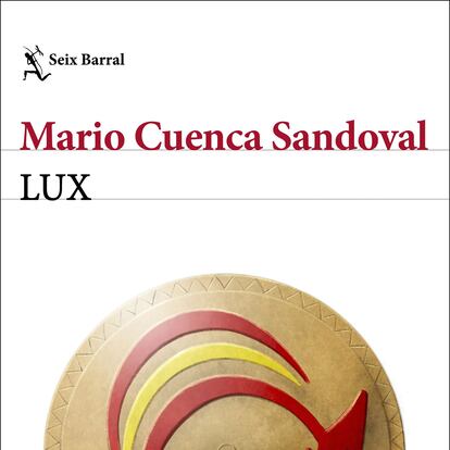 Portada de 'Lux', de Mario Cuenca Sandoval.