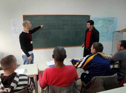 Una clase en la cárcel de Soto del Real.