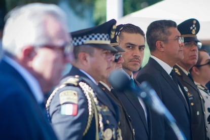 Omar García Harfuch (center) at a military ceremony in Culiacán last December.