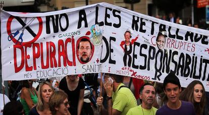 Manifestantes en Valencia contra la reforma educativa.