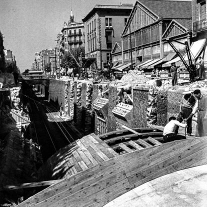 Cobertura d'Aragó al mercat de la Concepció (1957).