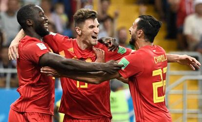 Lukaku, Meunier e Chadli comemoram classificação belga para as quartas.