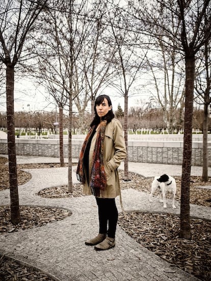 Carolina Alguacil, que acuñó el término mileurista hace 10 años, en Madrid, unos días antes de ser madre por primera vez.