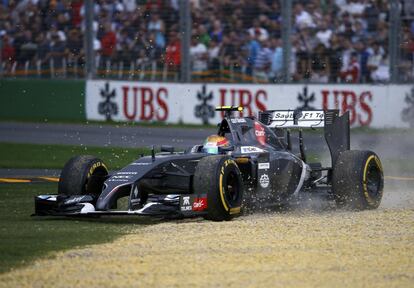 Esteban Gutiérrez pierde el control. 