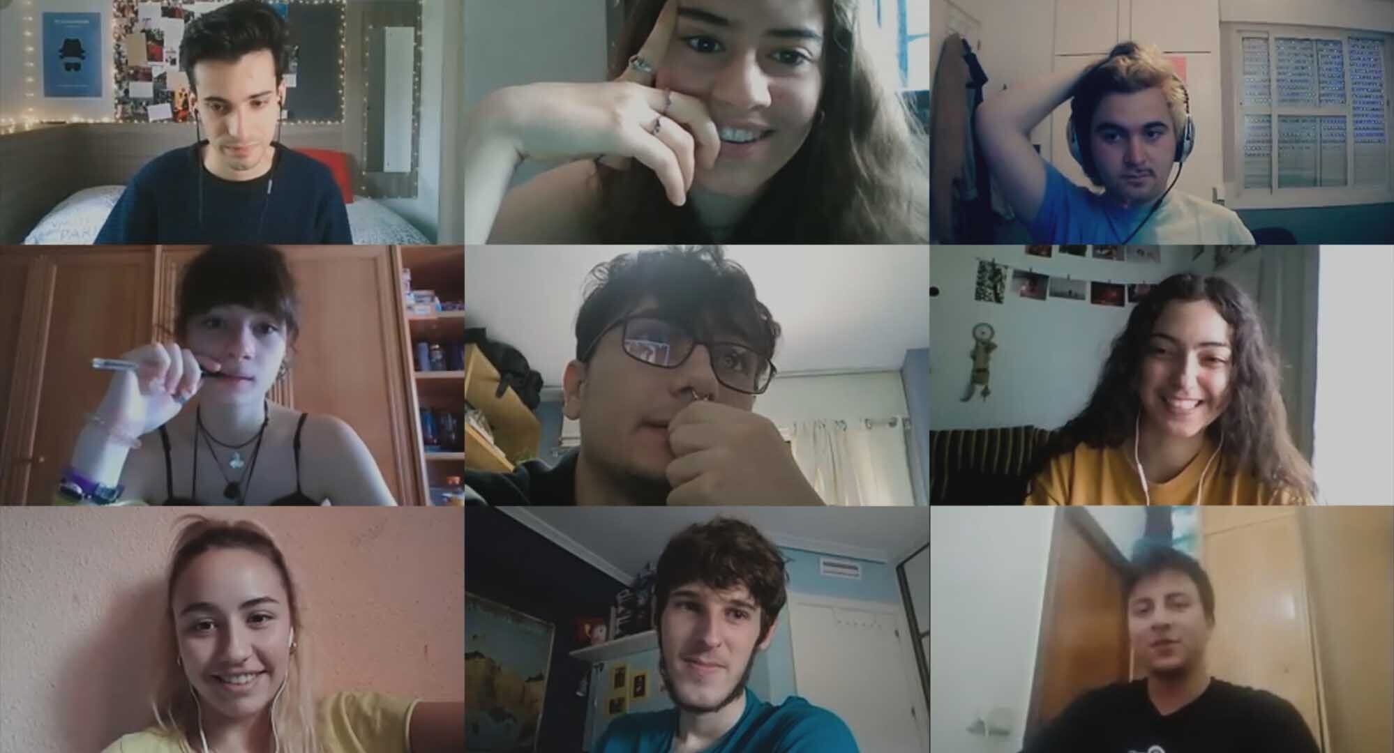 Los protagonistas de 'Quién lo impide' (2021), de Jonás Trueba, en una imagen de la película. Duraba tres horas y 45 minutos, interrumpidas por dos entreactos.
