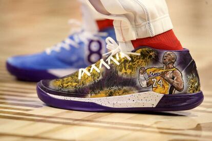 Las zapatillas de Paskal Siakam en honor de Kobe Bryant.