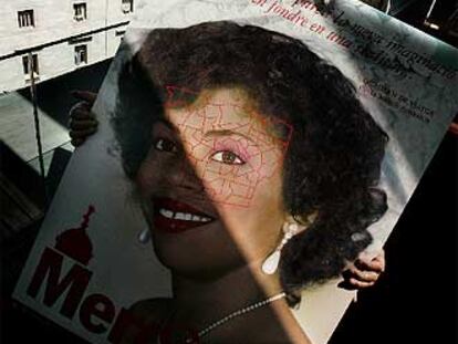 Una chica cubana, protagonista del cartel de la Mercè 2005