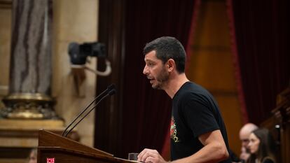 Pau Juvillà, durante un pleno del Parlament en octubre de 2022.