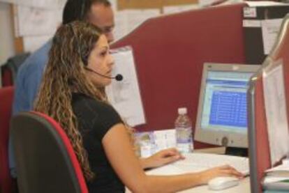 Empleada de un call center.