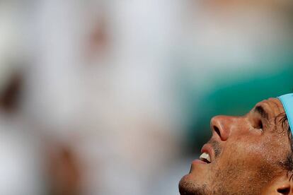 Nadal, ayer durante la semifinal en París contra Del Potro.