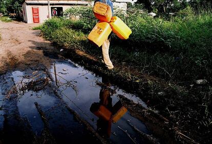 <i>Sin título</i>, de Richard Goma, es una de las fotos que podrán contemplarse hasta el 1 de enero de 2012 en esta novena Bienal de Bamako, un importante evento de arte contemporáneo de África occidental.