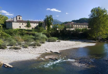 Parte trasera del parador de Cangas de Onís (Asturias).