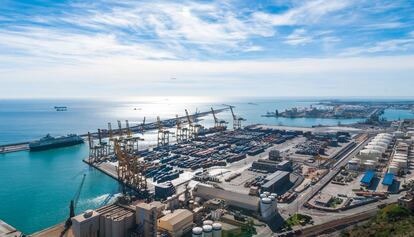 La Unión Europea es el mercado natural para las pequeñas y medianas empresas (pymes) españolas, especialmente Francia, Portugal, Alemania e Italia. En la foto: puerto de Barcelona.