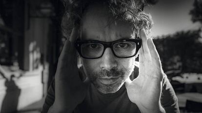 Autorretrato de James Rhodes.