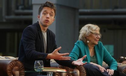 Manuela Carmena e Íñigo Errejón, en un acto de Más Madrid en Villaverde.