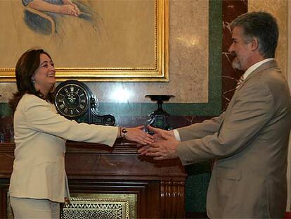 El presidente del Congreso, Manuel Marín, recibe a la presidenta del Parlamento andaluz, Mar Moreno.