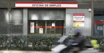 Oficina de empleo en Madrid.