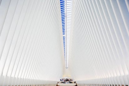 Interior del Oculus, proyectado por Santiago Calatrava, en Nueva York.
