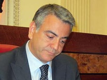 El diputado general de Álava, Javier de Andrés, ayer en Vitoria.
