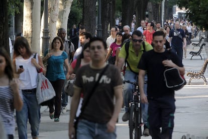 Muchos ciudadanos han optado por andar o utilizar bicicletas para llegar a sus destinos