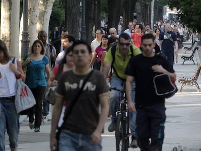Muchos ciudadanos han optado por andar o utilizar bicicletas para llegar a sus destinos