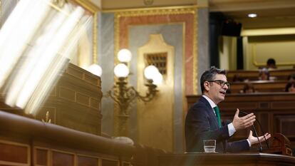 El ministro de la Presidencia, Justicia y Relaciones con las Cortes, Félix Bolaños, interviene en el Congreso de los Diputados, este miércoles en Madrid.