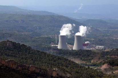 Vista panorámica de la central nuclear de Cofrentes (Valencia).