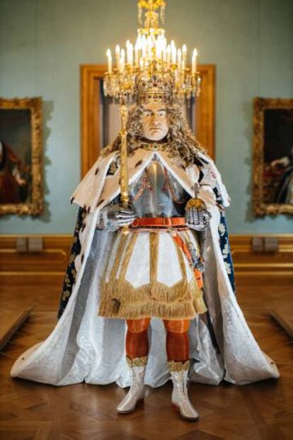 La figura de Augusto el Fuerte con alguna de las prendas originales de la época puede verse en el Royal State Apartment.