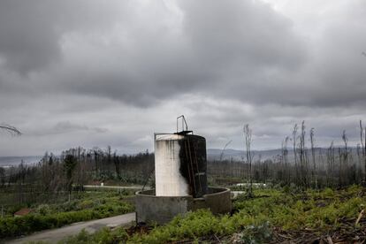 Depsito de agua en Nodeirinho donde el campesino Mario y su esposa, Mara Rosa, ambos de 75 a?os, permanecieron pegados para evitar el calor y las llamas durante el incendio del 17 de junio de 2017.