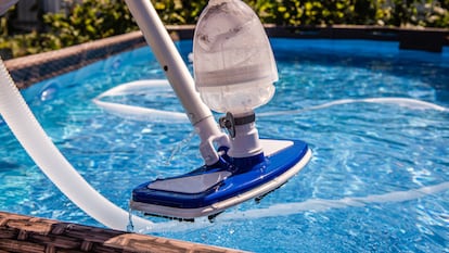 Esta es una de las mejores aspiradoras para la piscina que puedes comprar en Amazon