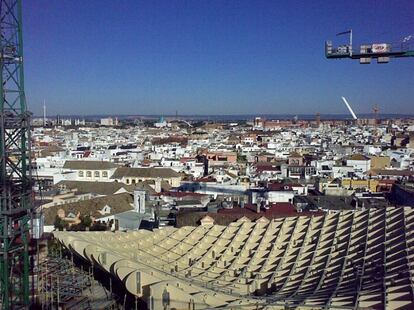 Vista de Sevilla desde lo alto de Metrosol Parasol, el proyecto de la plaza de la Encarnación de Sevilla.