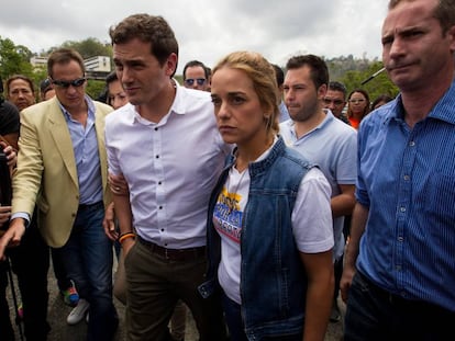 Albert Rivera with Lilian Tintori, wife of dissident Leopoldo López.