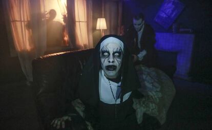 Pasaje del terror del Parque de Atracciones dedicado a la saga de películas de 'Expediente Warren'.