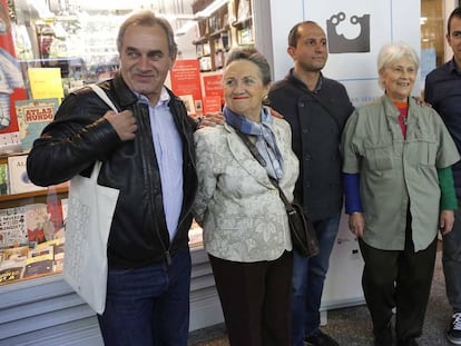 Encuentro de viejos y jóvenes libreros en San Sebastián