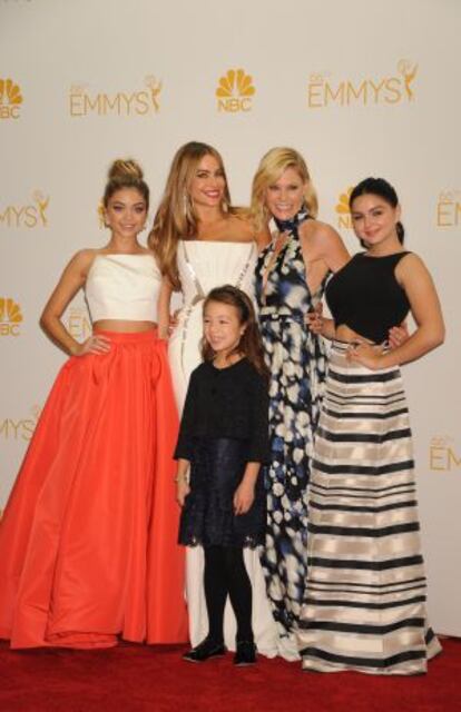 Winter (a la derecha), con algunas de sus compañeras de reparto de 'Modern family' en la pasada edición de los Emmy.