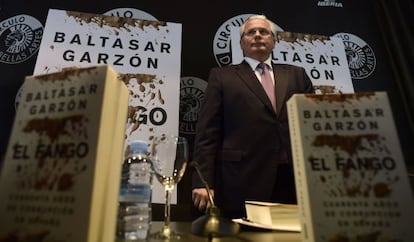 El exjuez de la Audiencia Nacional Baltasar Garzón presenta su nuevo libro, El Fango, un repaso a 40 años de corrupción en España