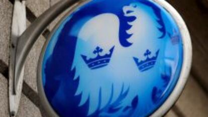 Logotipo del banco Barclays en una sucursal de Londres, Reino Unido. 