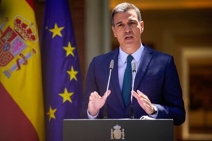 Spanish Prime Minister Pedro Sánchez speaks to the press on Tuesday.
