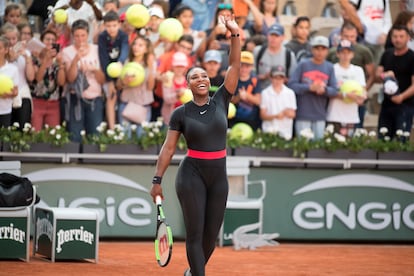 Serena Williams, el 2 de junio de 2018, tras su victoria contra Julia Goerges en el Roland Garros, en París (Francia).