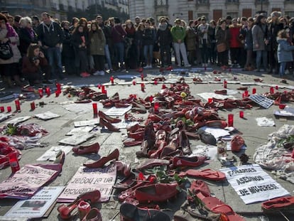 Foto de archivo de la concentraci&oacute;n en la Puerta del Sol de Madrid contra la violencia de g&eacute;nero.