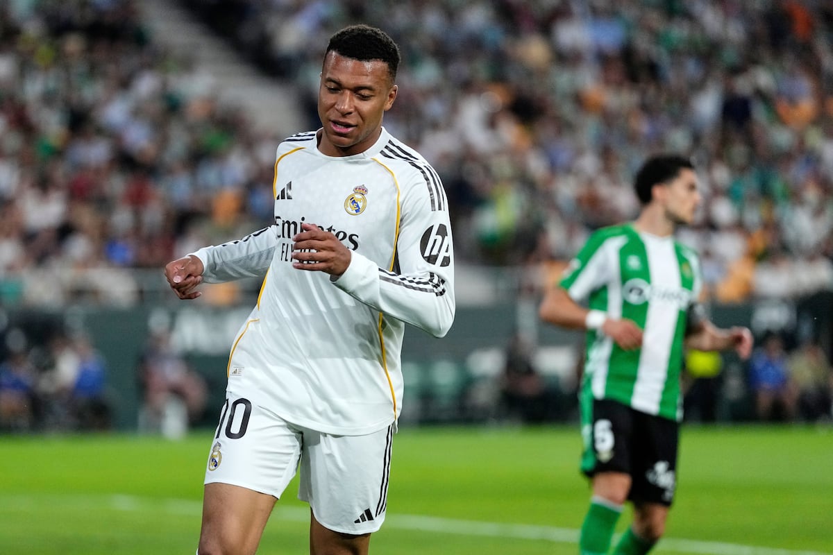 Defensa de Mbappé: su entorno responde a las críticas por su recuperación y su viaje