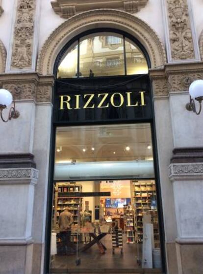 La librería Rizzoli en la Galería Víctor Manuel II.